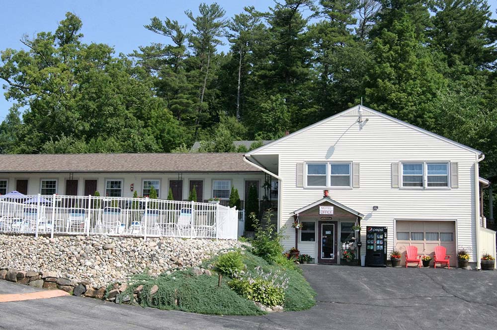 Motel rooms and motel office